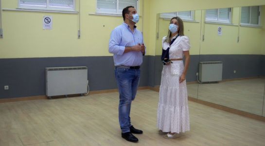 El Ayuntamiento renueva el saneamiento y el suelo del Centro de Actividades