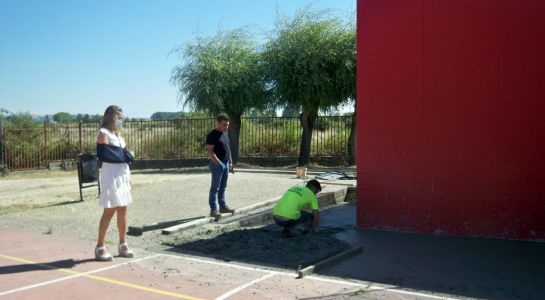 El Ayuntamiento ultima los trabajos de acondicionamiento de los colegios y la Escuela Infantil de cara al nuevo curso