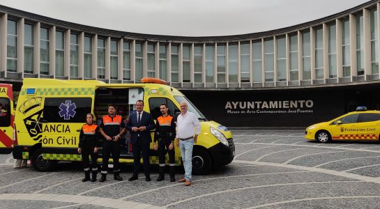 Nueva ambulancia para la agrupación de voluntarios de Protección Civil