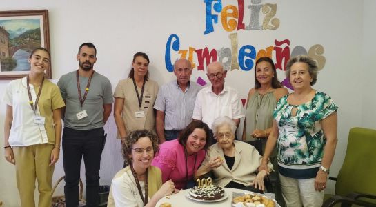 Lola González cumple 108 años en Santa Marta
