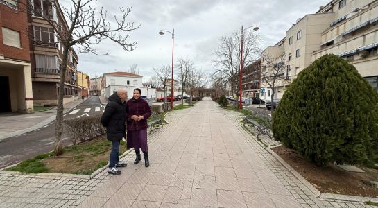 El Ayuntamiento acondiciona la calle Bajada del Río