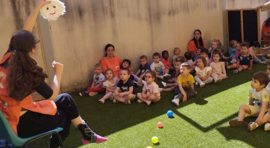 El ciclo de bebecuentos y cuentacuentos se traslada a la Escuela Municipal Infantil
