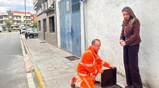 El Ayuntamiento renueva la canalización y el acerado en la calle Villalar