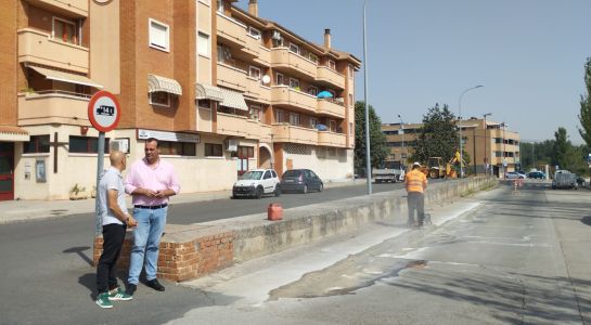 Comienzan las obras para habilitar acerado en el entronque del camino de Carbajosa y la avenida Madrid