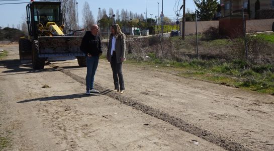 El Ayuntamiento acondiciona cerca de una decena de caminos del término municipal