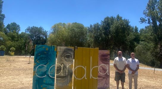 La Isla del Soto incorpora una nueva obra de arte inspirada en la palabara castúa Caraba