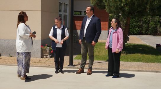 El Ayuntamiento firma un nuevo convenio con la Casa-Hogar de las Carmelitas para financiar sus gastos corrientes