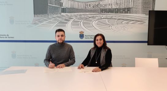 Nuevo convenio para facilitar servicios de podología y odontología a los mayores de 65 años 