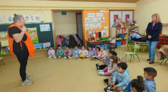 Arranca el ciclo 'Cuentacuentos Coeducativos por la Igualdad' en el Colegio Carmen Martín Gaite