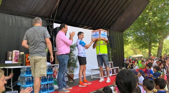 La VIII Carrera Solidaria recauda cerca de 3.000 euros para asociación DEBRA