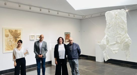 'Castaño de ninfas: fábula del luto blanco', nueva exposición de la Sala Tragaluz