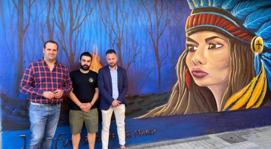 'La fuerza de la mujer', nuevo mural de Rober bece que se suma a la galería artística de Santa Marta
