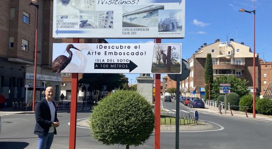Nueva señalización en la avenida de Madrid para promocionar los recursos turísticos y culturales de Santa Marta
