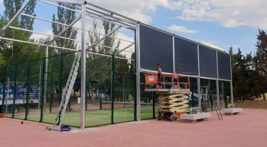 La pista de pádel de Valdelagua a punto de estrenar cubierta