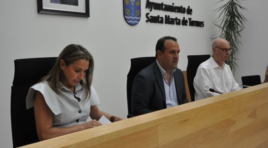 Santa Marta  invierte 320.000 euros en la mejora de zonas verdes, parques infantiles y centros educativos así como en formación de cara al nuevo curso