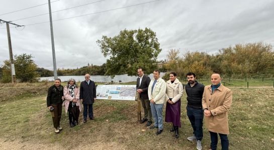 Santa Marta estrena una nueva ruta peatonal y ciclista de casi 5 kilómetros junto al río Tormes