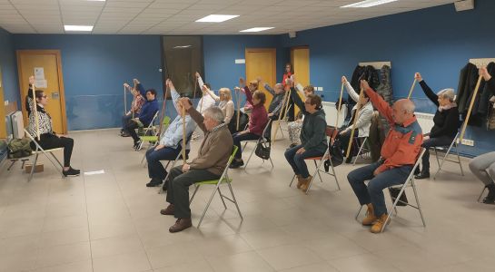Taller de gerontogimnasia para disminuir las dolencias de las personas mayores